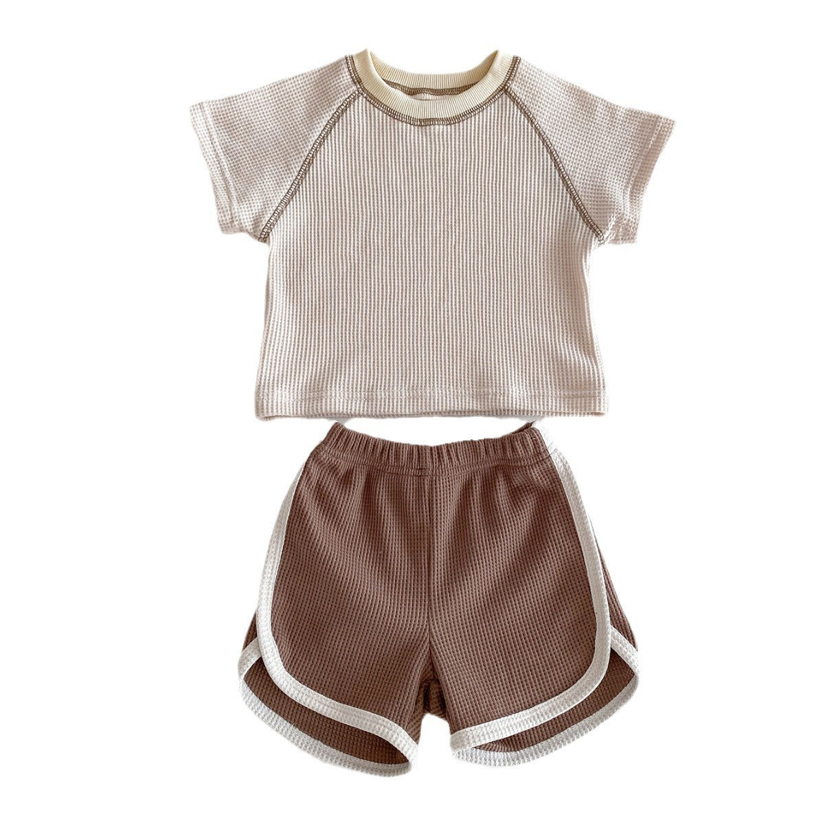 "Summer Baby Outfit | Unisex Short Sleeve Top and Shorts Set for Babies"