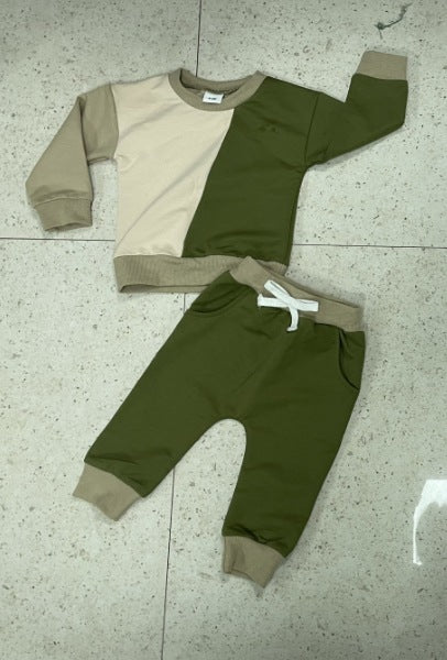 Matching Long-sleeve Sweater Set | Cozy & Stylish Two-piece Outfit