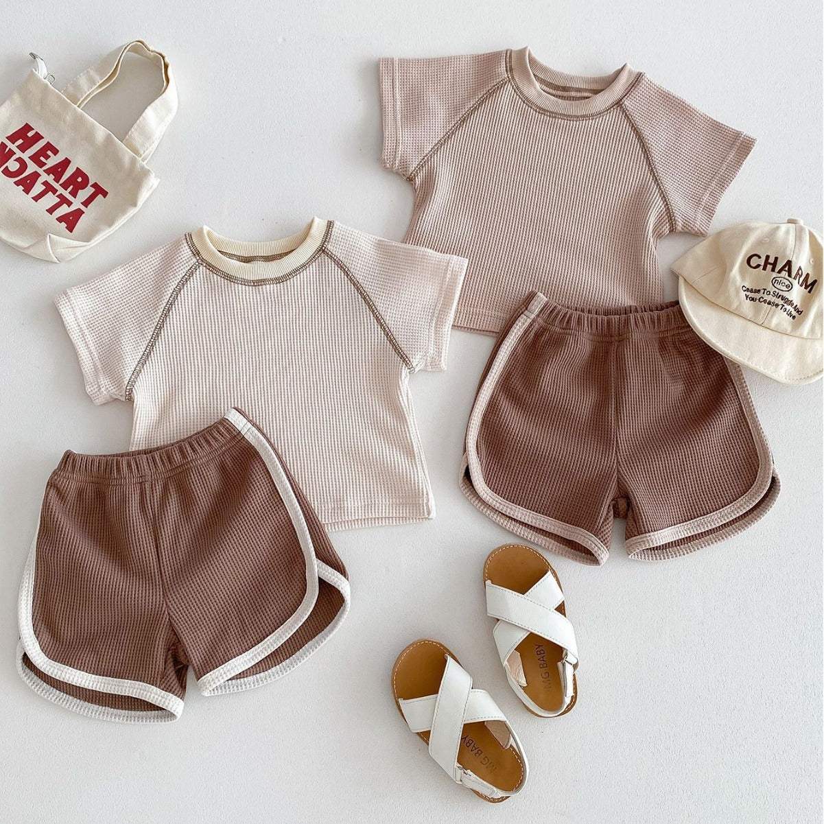 "Summer Baby Outfit | Unisex Short Sleeve Top and Shorts Set for Babies"